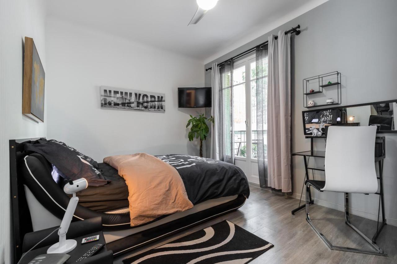 Beau 3 Pieces, 7 Pers, 2 Terrasses, Centre, Calme, Securite Apartment Nice Luaran gambar